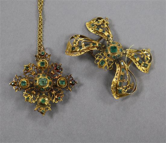 A Victorian gold filigree and green paste set brooch and pendant necklace gross 23.2 grams